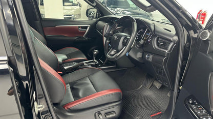 Toyota Fortuner Legender 2022
