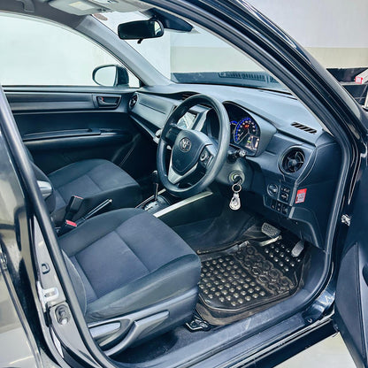 Toyota Corolla Fielder  X Hybrid 2017