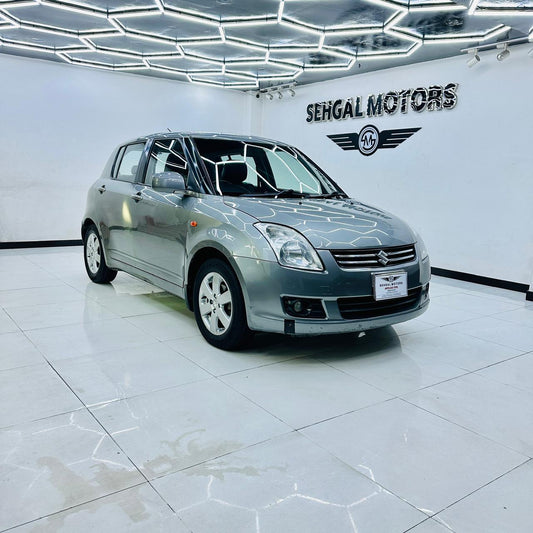 Suzuki Swift DLX 1.3 M/T 2014