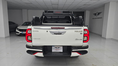 Toyota Hilux Revo V 2020