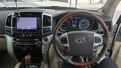 Toyota Land Cruiser Zx Full House 2014