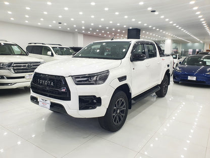 Toyota Hilux Revo GR-S 2025