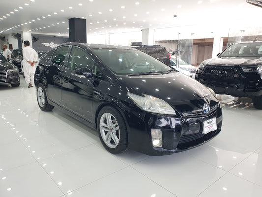 Toyota Prius L Package 1.8 2011 Model