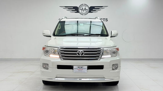 Toyota Land Cruiser Ax 2014