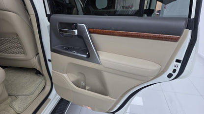 Toyota Land Cruiser Axg 2015