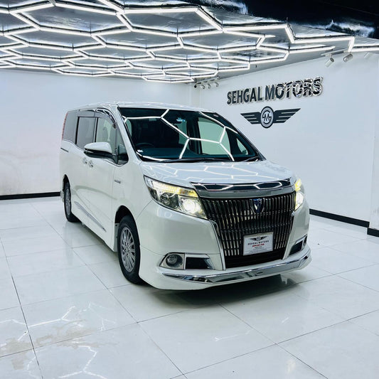 Toyota Esquire Gi Premium 2015