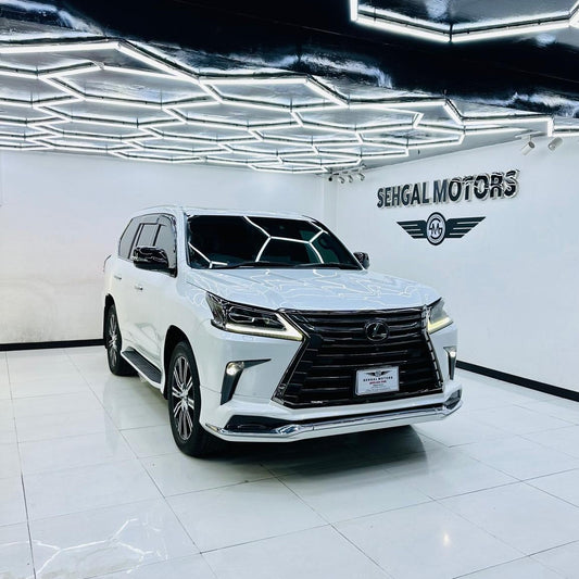 Lexus LX 570 Black Sequence  2020