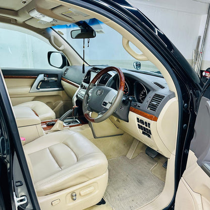 Toyota Land Cruiser AX 4.6 Petrol 2012