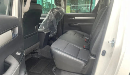 Toyota Hilux Revo G 2.8D M/T 2025
