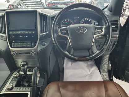 Toyota Land Cruiser Zx 2018 Model