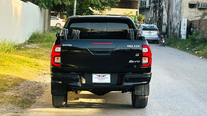 Toyota Hilux Revo GR-S 2.8D 2025