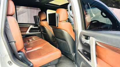Toyota Land Cruiser ZX 4.6 Petrol 2016