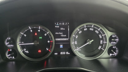 Toyota Land Cruiser AxG Selection  2016
