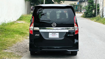 Nissan Serena Highway Star e-Power 2020