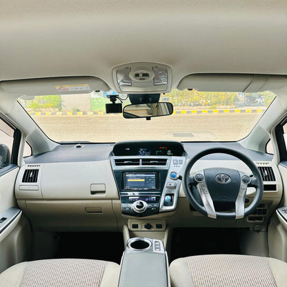 Toyota Prius Alpha Cx S Package  2020