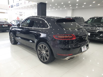 Porsche Macan Turbo Performance Package 2015 Model