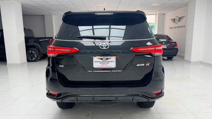 Toyota Fortuner GR-S 2025