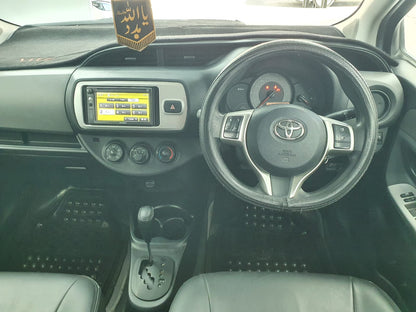 Toyota Vitz F1.0 2014