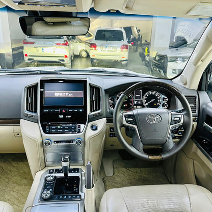 Toyota Land Cruiser ZX 4.6 Petrol 2020