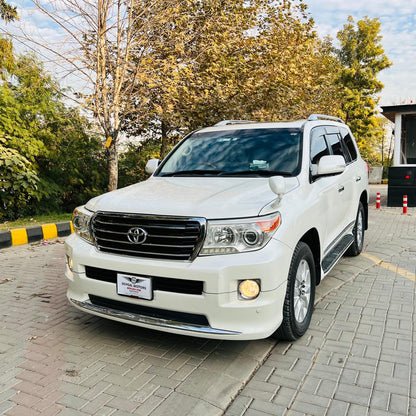 Toyota Land Cruiser AX 2014