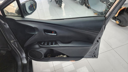 Toyota Prius PHV 2017