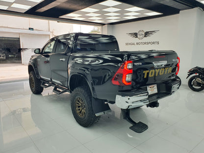 Toyota Hilux Revo V 2022