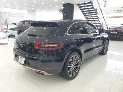 PORSCHE MACAN Performance Package 2015