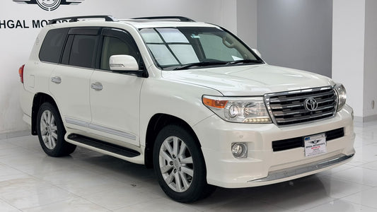 Toyota Land Cruiser Zx Full House 2013