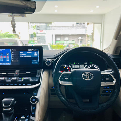 Toyota Land Cruiser LC 300 ZX 2022