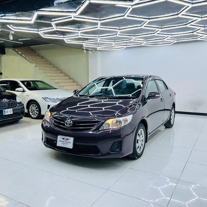 Toyota Corolla GLI 1.3 M/T 2013