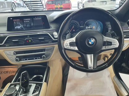 BMW 740e plugin hybrid 2018 Model