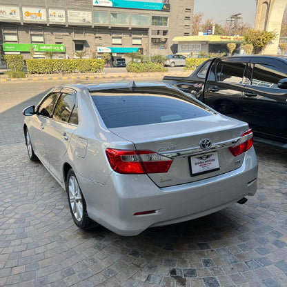 Toyota Camry Hybrid 2.5 2012