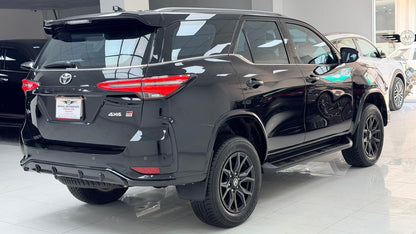Toyota Fortuner GR-S 2.8D 2025