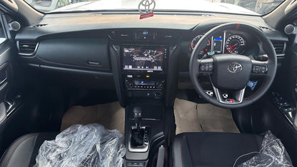 Toyota Fortuner GR-S 2025