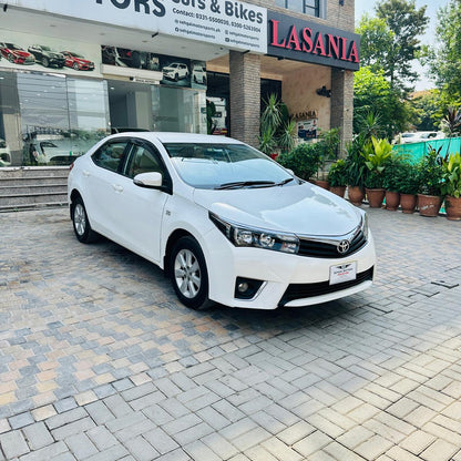 Toyota Corolla Altis 1.6 A/T 2015