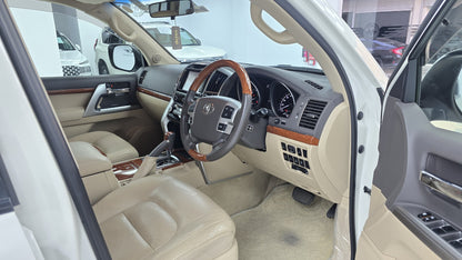 Toyota Land Cruiser Axg 2015
