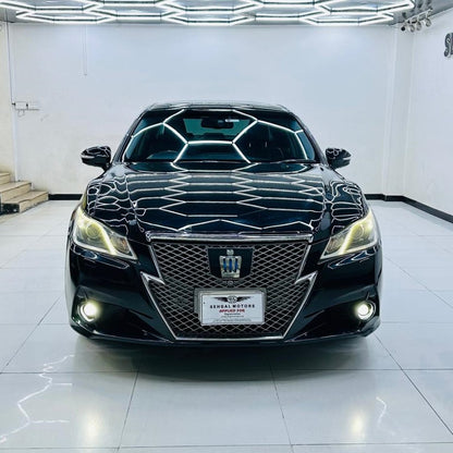 Toyota Crown ATHLETE Hybrid 2013