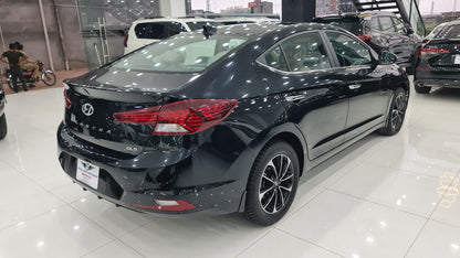 Hyundai Elantra Gls CVT Model 2024 back right side view