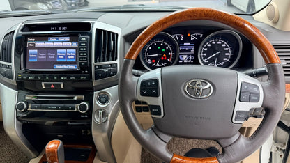 Toyota Land Cruiser Zx Full House 2014