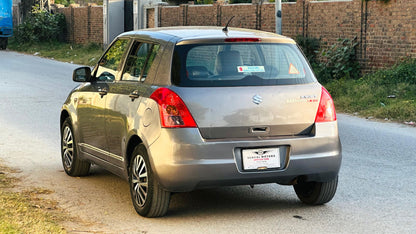 Suzuki Swift DX 1.3 M/T 2013