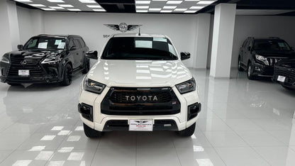 Toyota Hilux Revo Grs  2025
