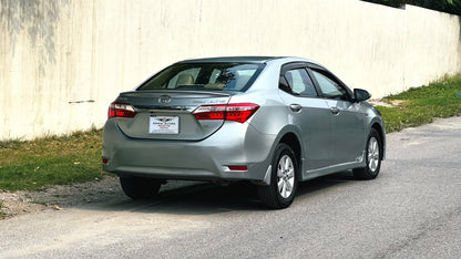 Toyota Corolla Altis 1.6 A/T 2015