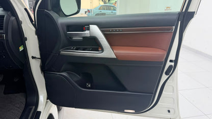 Toyota Land Cruiser Zx Full House 2016