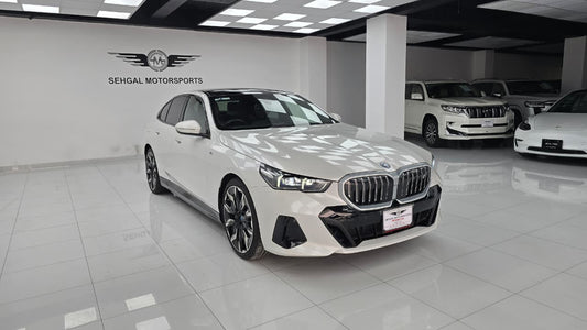 BMW i5 M Package X-Drive 40 2023