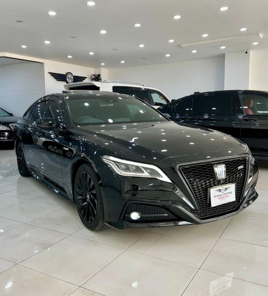 Toyota Crown RS Hybrid 2.5 2018