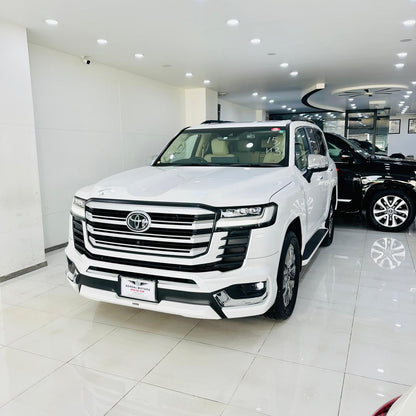 Toyota Land Cruiser LC 300 ZX 2022