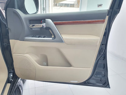 Toyota Land Cruiser Axg Selection 2012