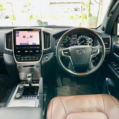 Toyota Land Cruiser ZX 4.6 Petrol 2021