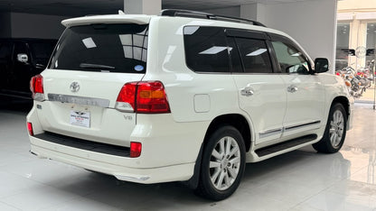 Toyota Land Cruiser Zx Full House 2013