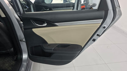 Honda Civic Oriel 1.8 i-VTEC CVT 2017